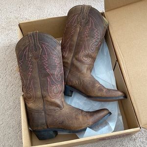 British Tan Deertanned Cow Nocona Boots 6.5